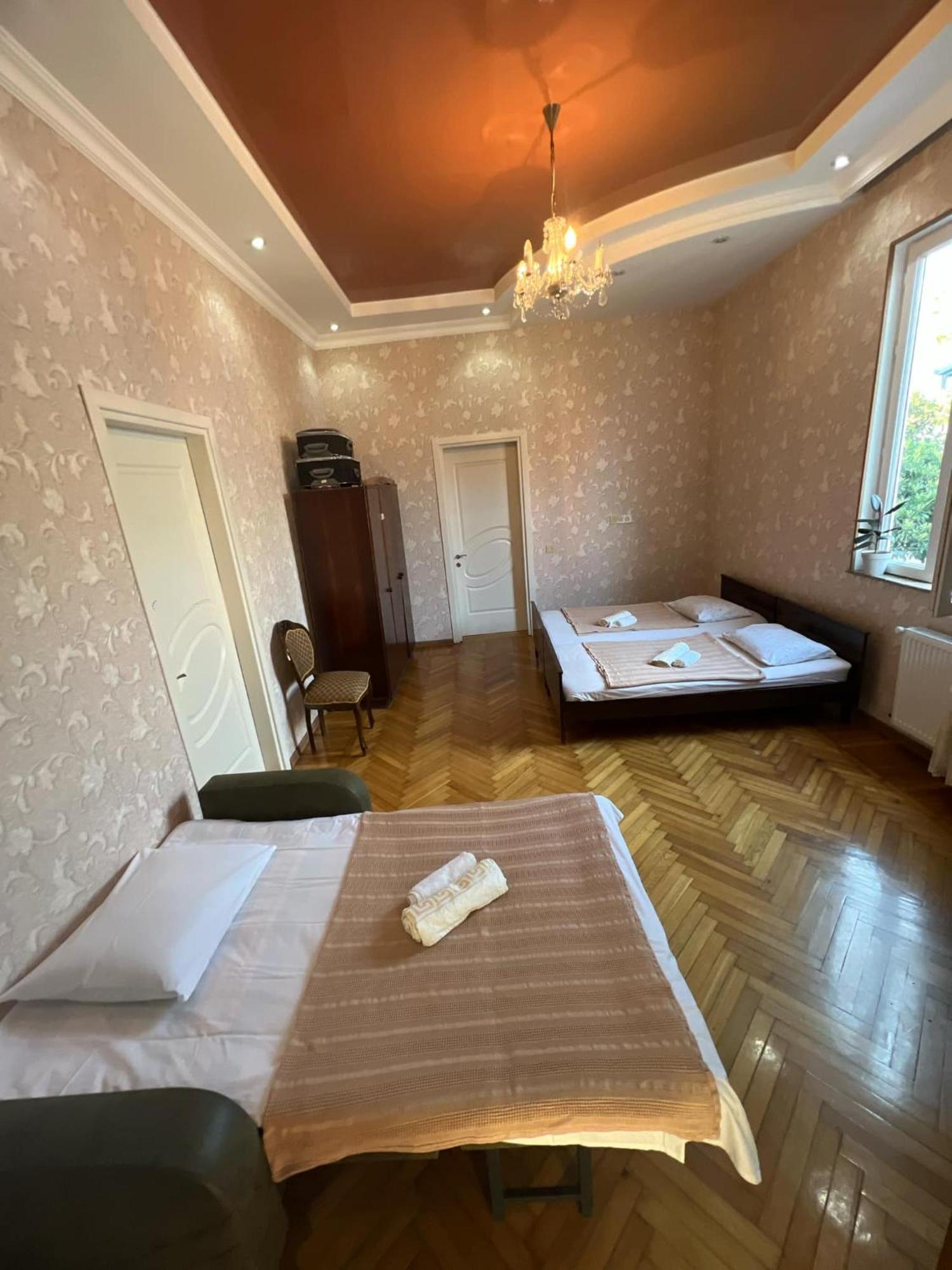 Guest House Romanadze Kobuleti ภายนอก รูปภาพ